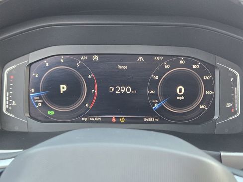 Used 2021 Volkswagen Atlas SEL Premium image 18