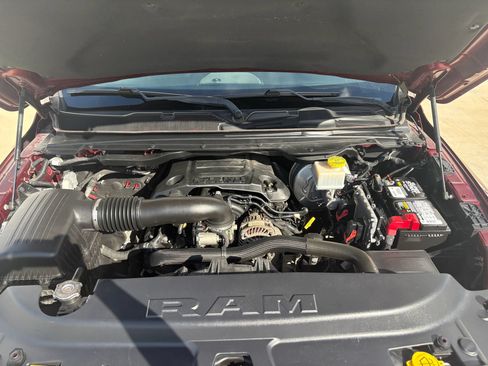 Used 2019 RAM 1500 Big Horn AWD/4WD image 19