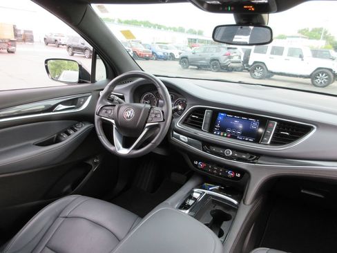 Certified 2023 Buick Enclave Essence w/ Experience Buick Package FWD image 26
