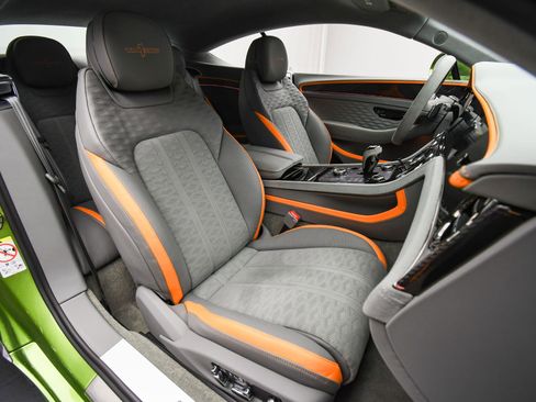 Used 2025 Bentley Continental GT Speed image 18