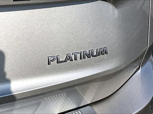 Used 2024 Nissan Rogue Platinum FWD image 27