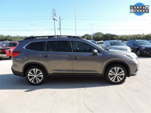 Used 2021 Subaru Ascent Premium w/ Sport Package image 4