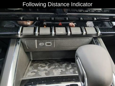 New 2026 GMC Canyon Elevation w/ Convenience Package image 33