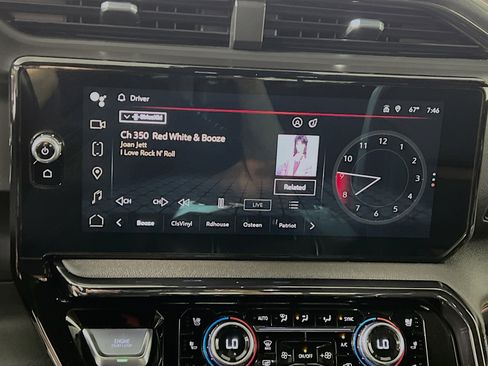 Used 2022 GMC Sierra 1500 AT4 w/ AT4 Premium Package image 27