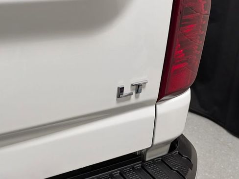 Used 2025 Chevrolet Silverado 2500 LT image 7