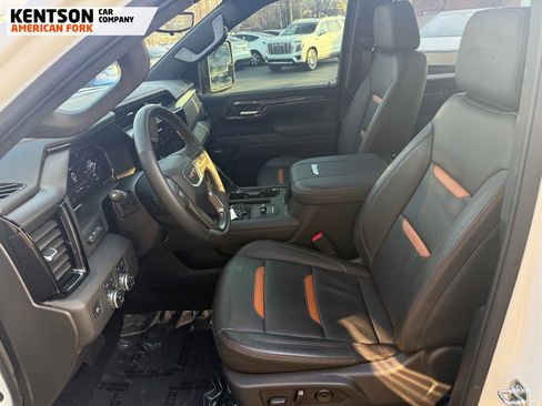 Used 2025 GMC Sierra 2500 AT4 image 35