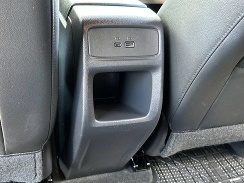 Used 2025 Chevrolet Trax RS w/ Driver Confidence Package FWD image 18