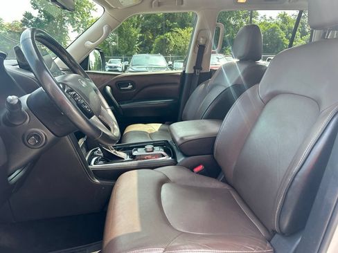 Used 2023 INFINITI QX80 Premium Select w/ All-Season Package AWD/4WD image 21