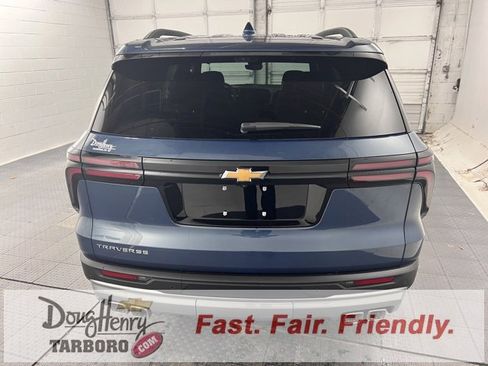 New 2026 Chevrolet Traverse LT w/ Driver Confidence Package image 6