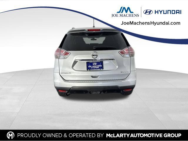 Used 2016 Nissan Rogue SV w/ SV Premium Package AWD/4WD image 7