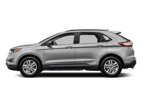 Used 2018 Ford Edge Titanium w/ Technology Package FWD image 6