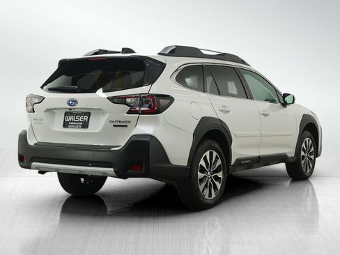 Used 2025 Subaru Outback Touring image 5