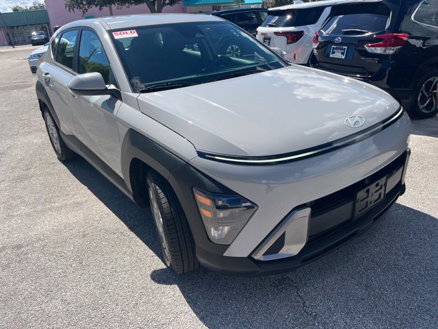 Used 2024 Hyundai Kona SE FWD image 12