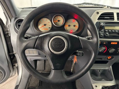 Used 2002 Toyota RAV4 2WD image 20