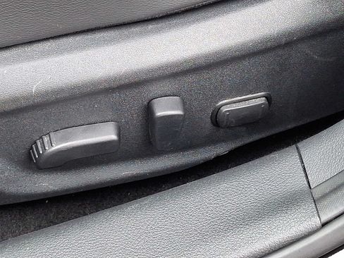 Used 2024 Nissan Sentra SR w/ SR Premium Package FWD image 25