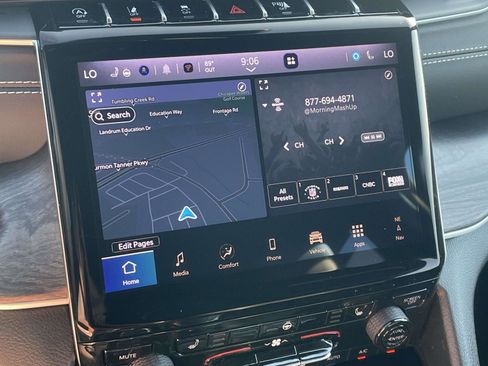 Used 2024 Jeep Grand Cherokee Limited image 15