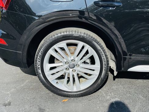 Used 2018 Audi Q5 2.0T Premium Plus w/ Premium Plus Package image 16