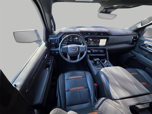 Used 2024 GMC Sierra 1500 AT4 w/ Technology Package image 17