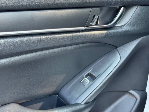 Used 2022 Honda Accord Sport image 13