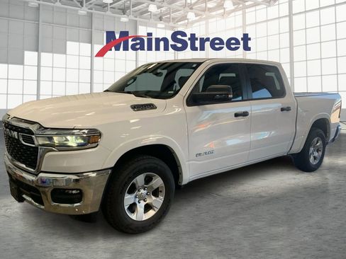 Used 2025 RAM 1500 Big Horn image 1