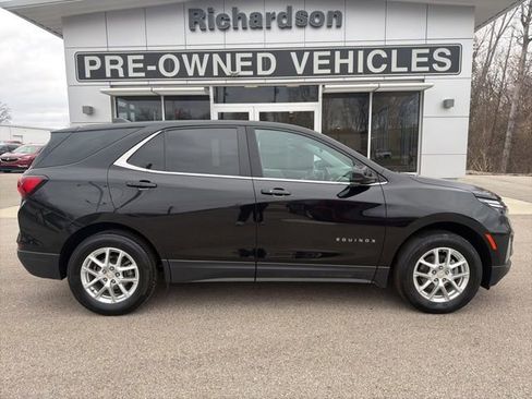 Certified 2023 Chevrolet Equinox LT AWD/4WD image 2
