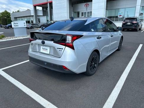 Used 2022 Toyota Prius AWD image 5