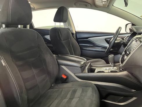 Used 2017 Nissan Murano S w/ Navigation Package FWD image 10