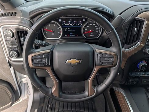 Used 2023 Chevrolet Silverado 3500 High Country image 13