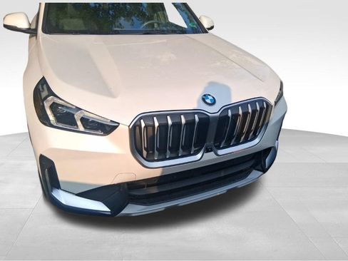 Used 2025 BMW X1 xDrive28i w/ Technology Package AWD/4WD image 2