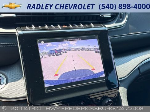 Used 2023 Jeep Grand Cherokee L Laredo AWD/4WD image 9