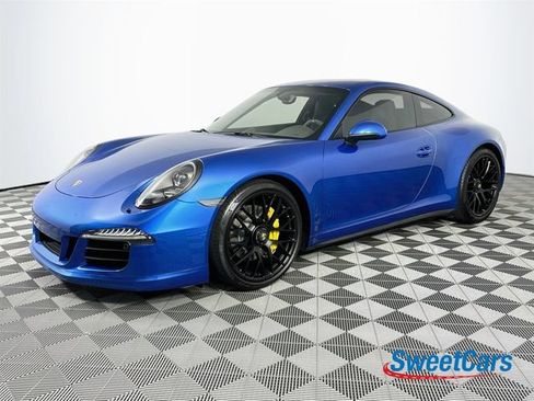 Used 2016 Porsche 911 Carrera GTS RWD image 3