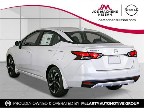 New 2025 Nissan Versa SR w/ Trunk Package image 3