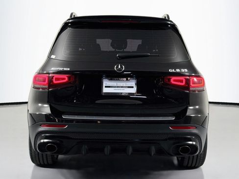Used 2023 Mercedes-Benz GLB 35 AMG 4MATIC image 3