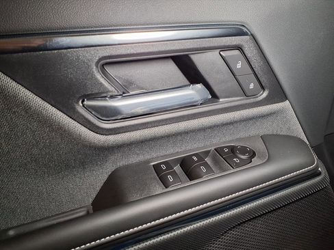 Used 2026 GMC Sierra EV Elevation image 16