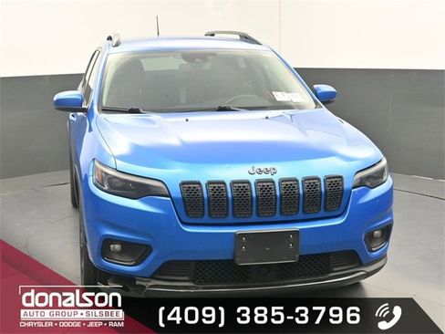 Used 2021 Jeep Cherokee Latitude Plus image 3