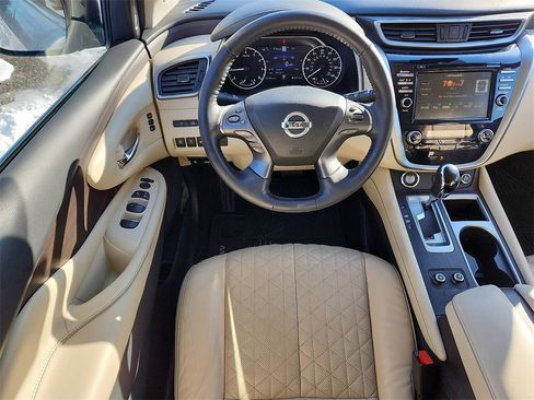 Used 2020 Nissan Murano Platinum image 11