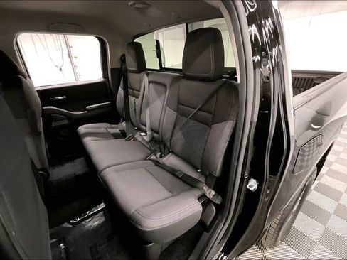 New 2026 Nissan Frontier SV w/ All-Weather Content Package AWD/4WD image 10