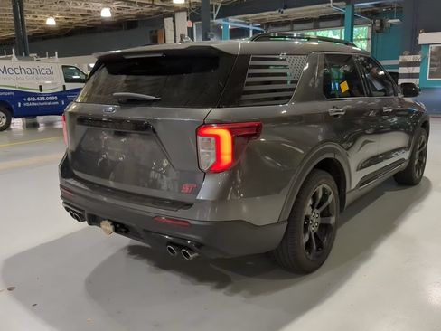 Used 2020 Ford Explorer ST w/ ST Street Pack AWD/4WD image 8