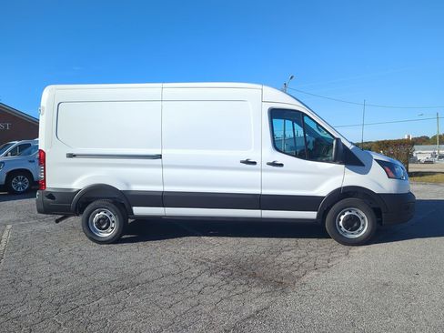 New 2026 Ford Transit 250 XL image 2