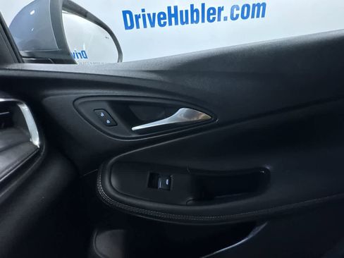 Used 2024 Buick Encore GX Sport Touring w/ Advanced Technology Package image 35