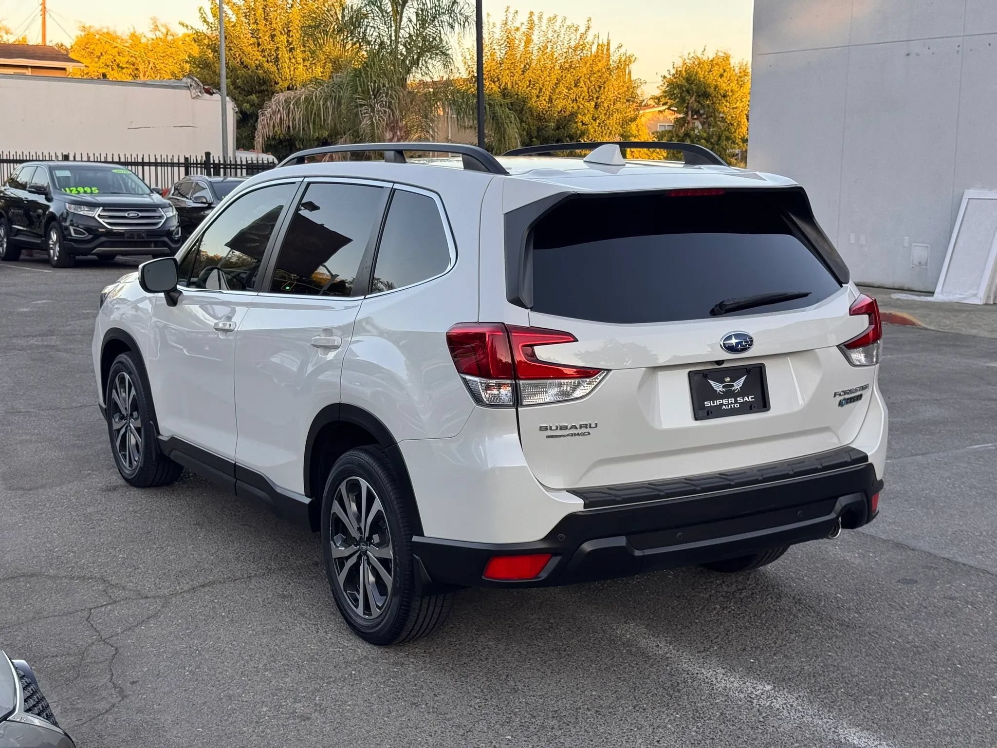 Used 2021 Subaru Forester Limited w/ Popular Package #3 AWD/4WD image 4