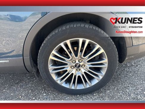 Used 2016 Lincoln MKX Reserve AWD/4WD image 12