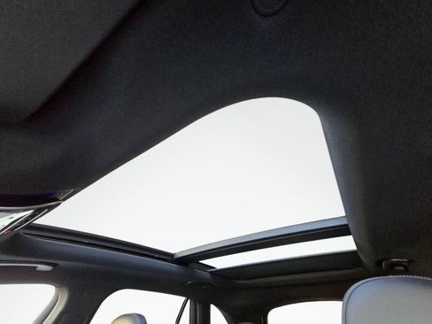 New 2027 Mercedes-Benz GLC 300 4MATIC image 42
