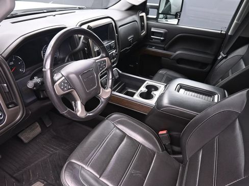 Used 2019 GMC Sierra 3500 Denali w/ Duramax Plus Package AWD/4WD image 20