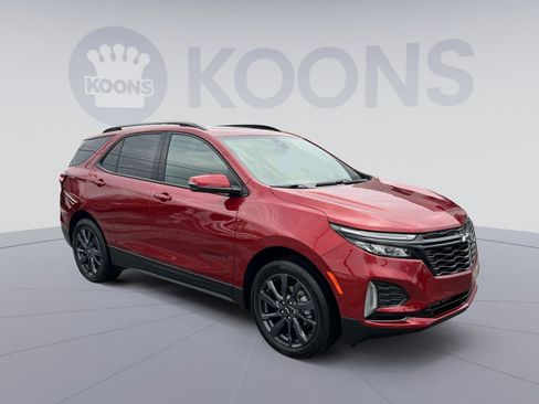 Used 2024 Chevrolet Equinox RS w/ RS Leather Package image 10