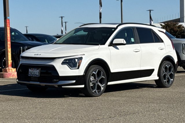 Certified 2025 Kia Niro EX Touring FWD image 10