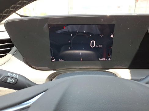 Used 2025 Buick Encore GX Avenir w/ Avenir Technology Package AWD/4WD image 24
