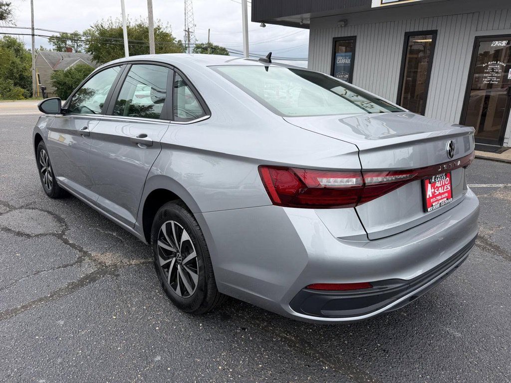 Used 2025 Volkswagen Jetta S FWD image 8