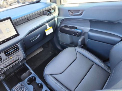 New 2026 Ford Maverick Lobo image 15