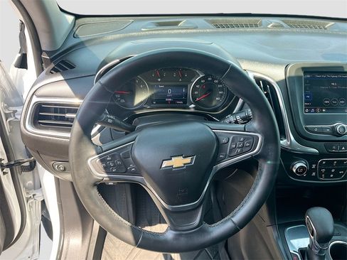 Used 2023 Chevrolet Equinox LT image 11